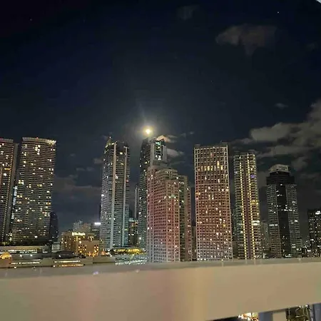 Apartamento Beautiful 1Br Balcony W/65Uhdtv Wifi Netflix, Pool